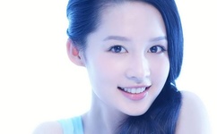 佳佳黑高跟极致踩踏调教视频